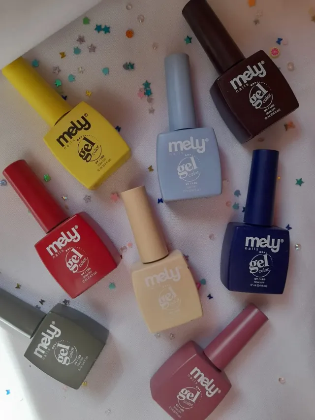 Esmalte semi Mely