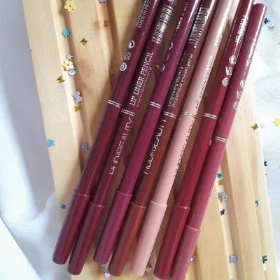 Delineador lapiz de labios huda