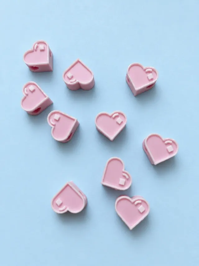 Charms corazones x 10u