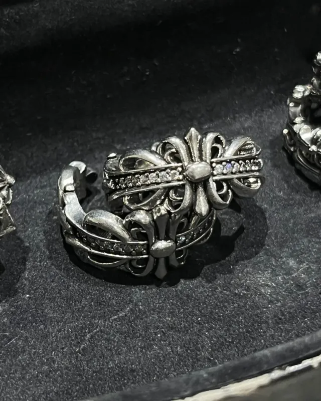 Anillos Chrome Hearts 2