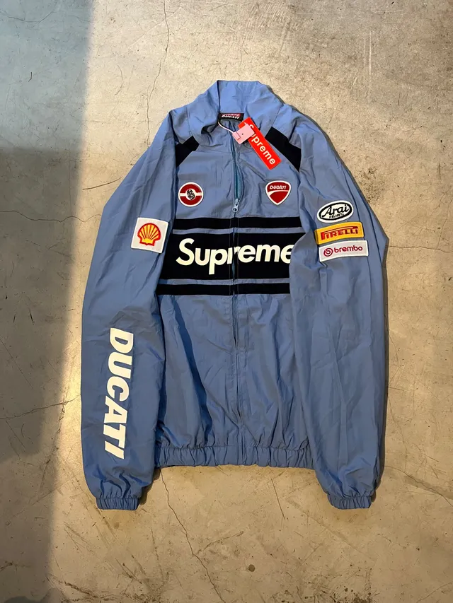 Campera Supreme x Ducati Azul Talle XL