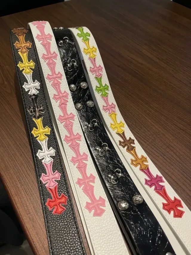 Cinturón Chrome Hearts Pink Cross Blanco 2