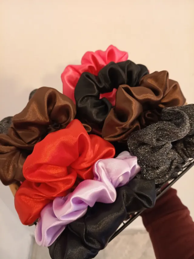 Scrunchies satén