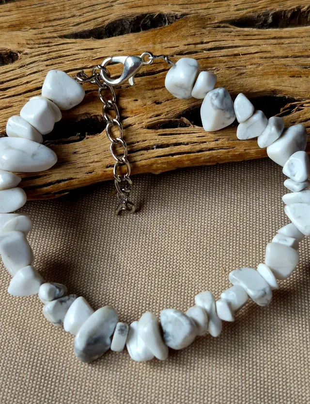 Pulsera howlita