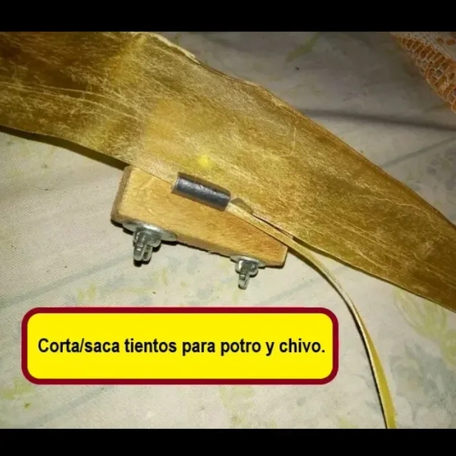 Herramienta para hacer tientos de potro o chivo