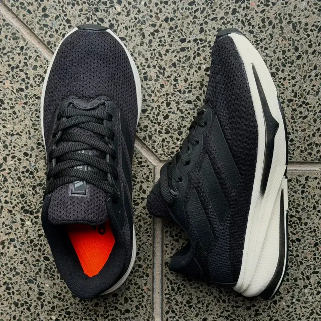 ADIDAS SUPERNOVA