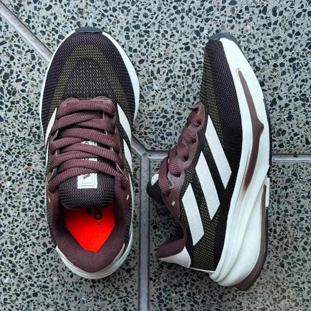 ADIDAS SUPERNOVA