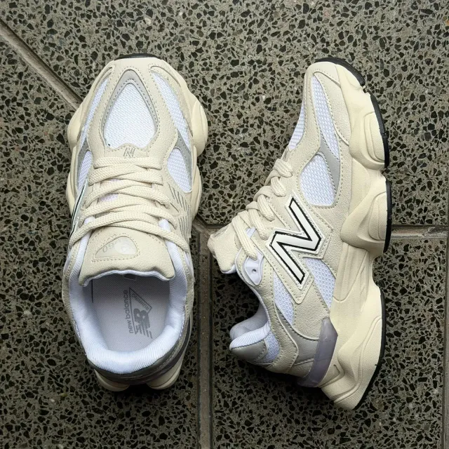 NEW BALANCE 9060