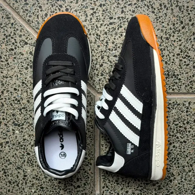 ADIDAS SL72