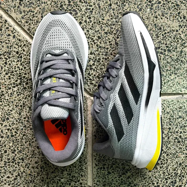 ADIDAS SUPERNOVA