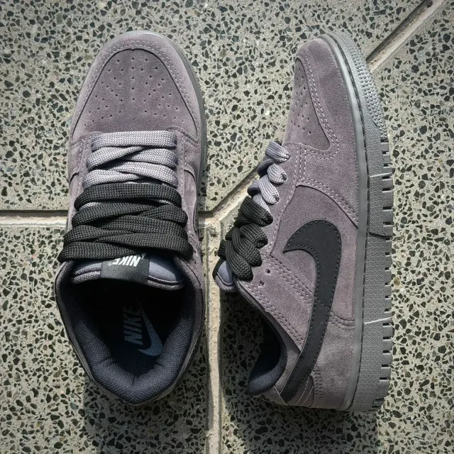 NIKE DUNK SB