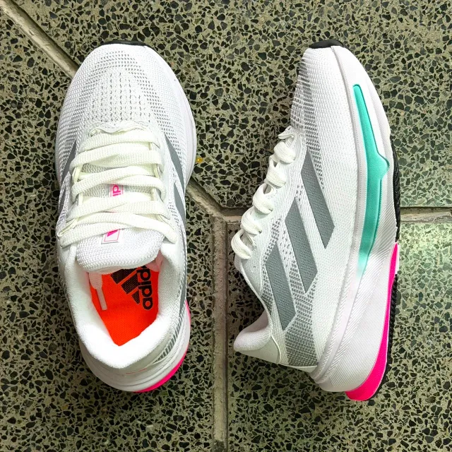 ADIDAS SUPERNOVA