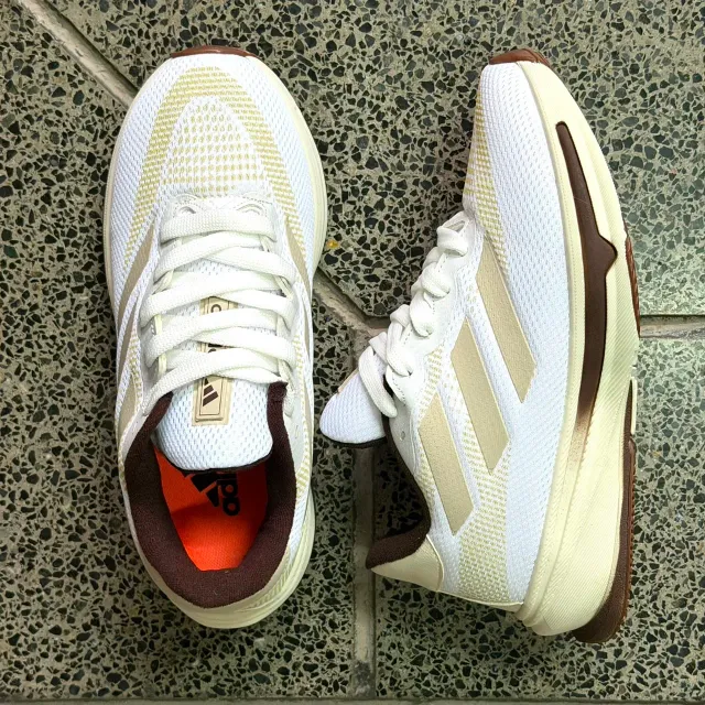 ADIDAS SUPERNOVA