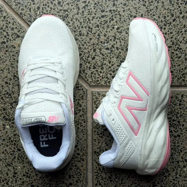 NEW BALANCE 1080