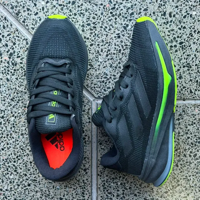ADIDAS SUPERNOVA