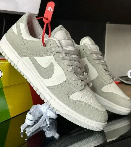 NIKE DUNK SB