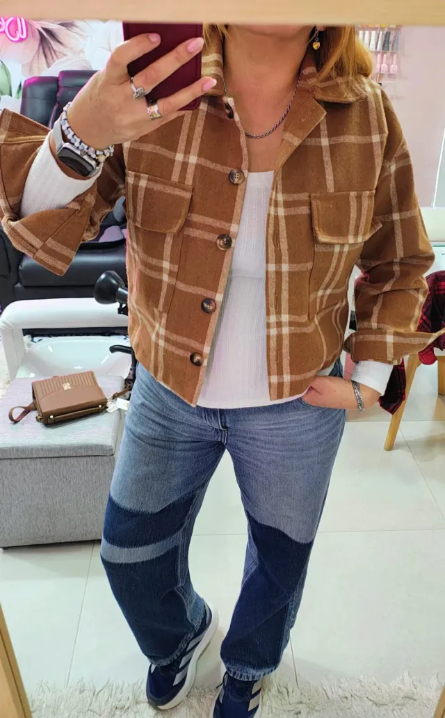 Camisaco en doble paño talle único que llega hasta un 5 beige 2