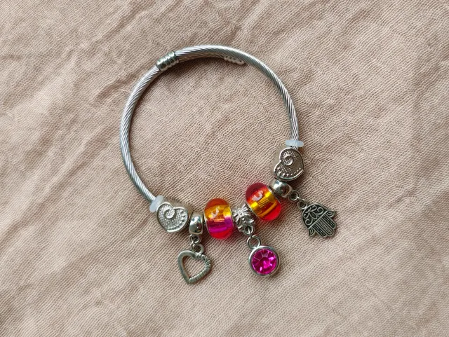 Pulsera Pandora acero quirúrgico, dijes 2