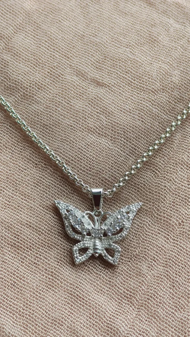 Cadena y dije mariposa 2