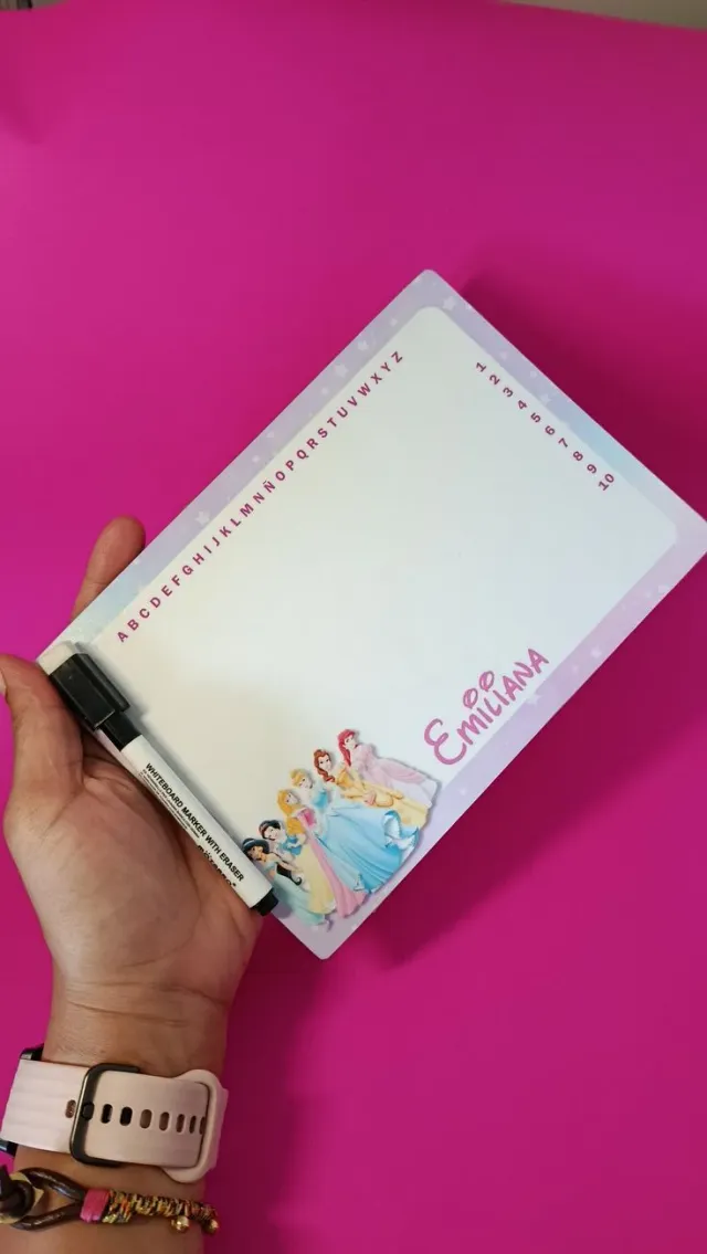 Tablero mágico infantil personalizado | Doble cara, divertido y reutilizable 6