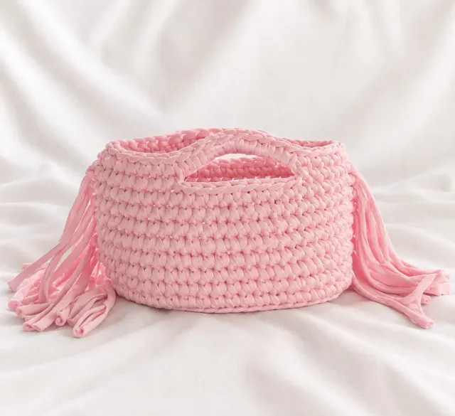 Cartera con Flecos a Crochet