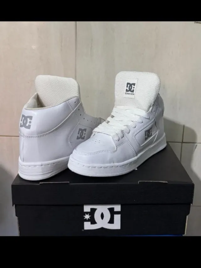 DC bota 2
