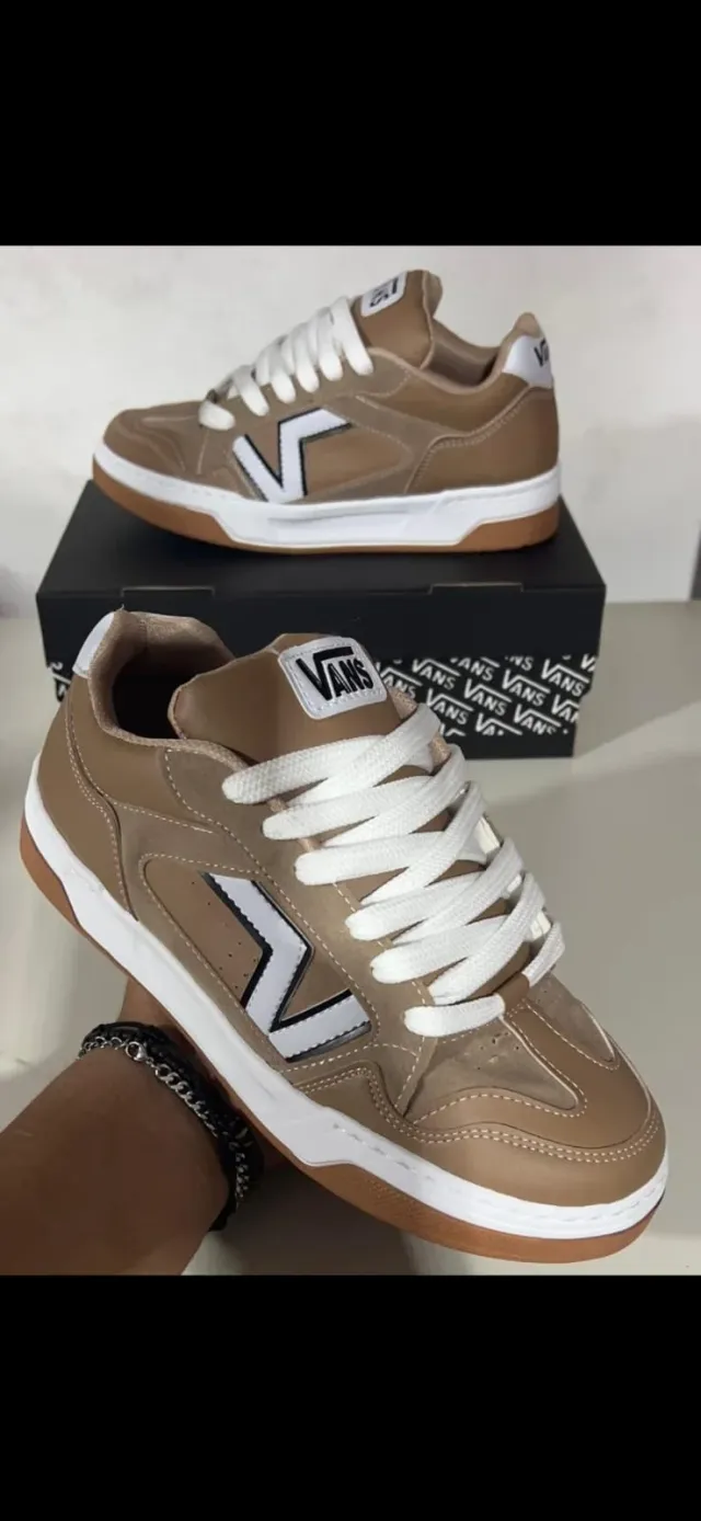Vans Upload 4