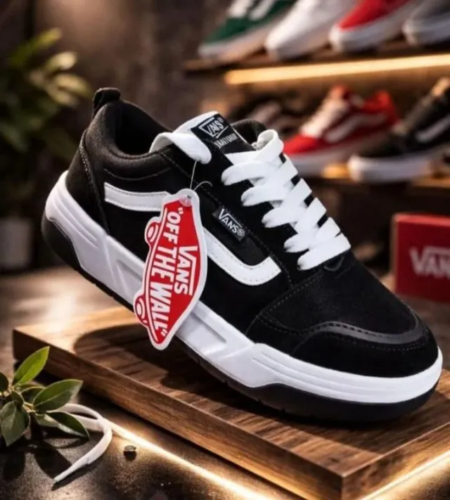 Vans Range 4