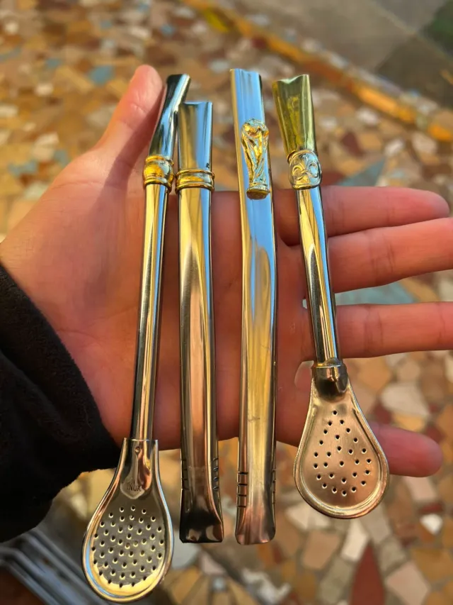 BOMBILLAS DE ACERO