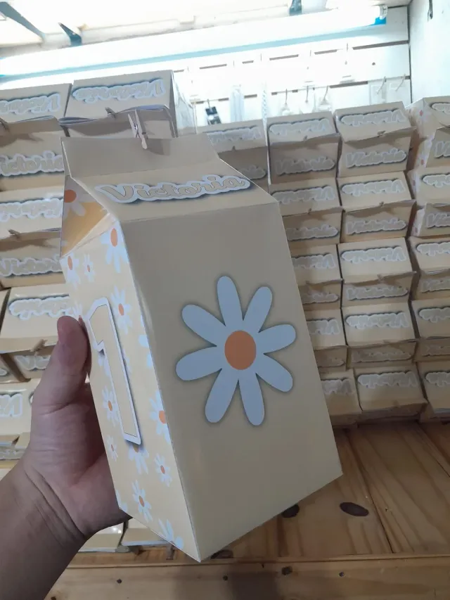 Milk Box XL – Caja golosinera GRANDE 6