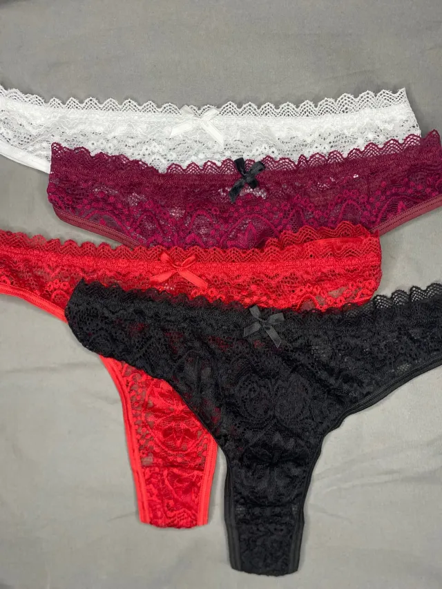 Tangas de encaje con moño en blanco, bordo, rojo y negro 2