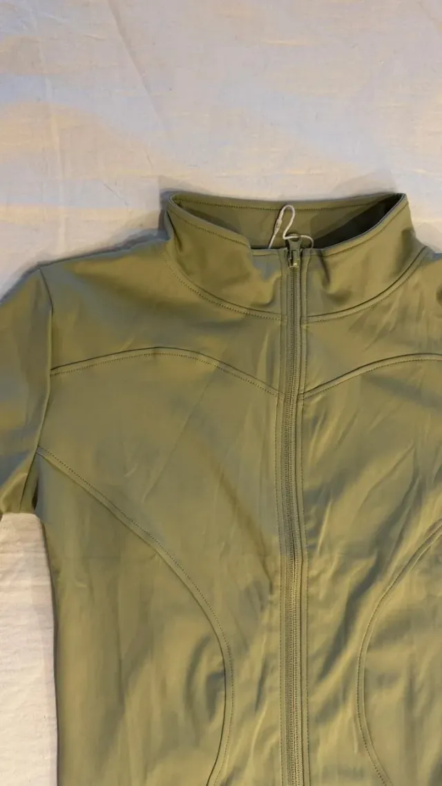 Campera deportiva manga corta mujer talle S- XL 2