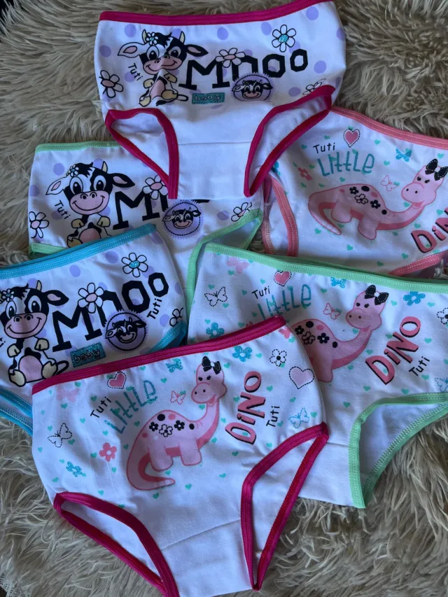Bombachas de niña