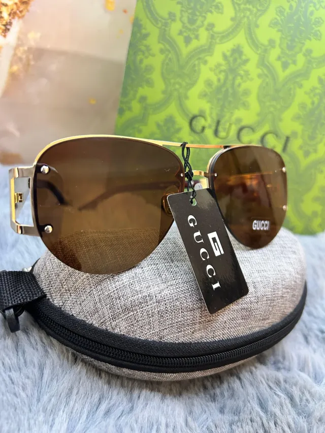 Lentes de sol Gucci 8