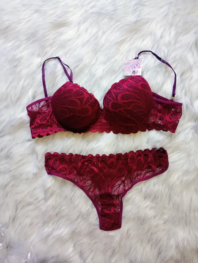 Conjunto de encaje, taza soft. T.90