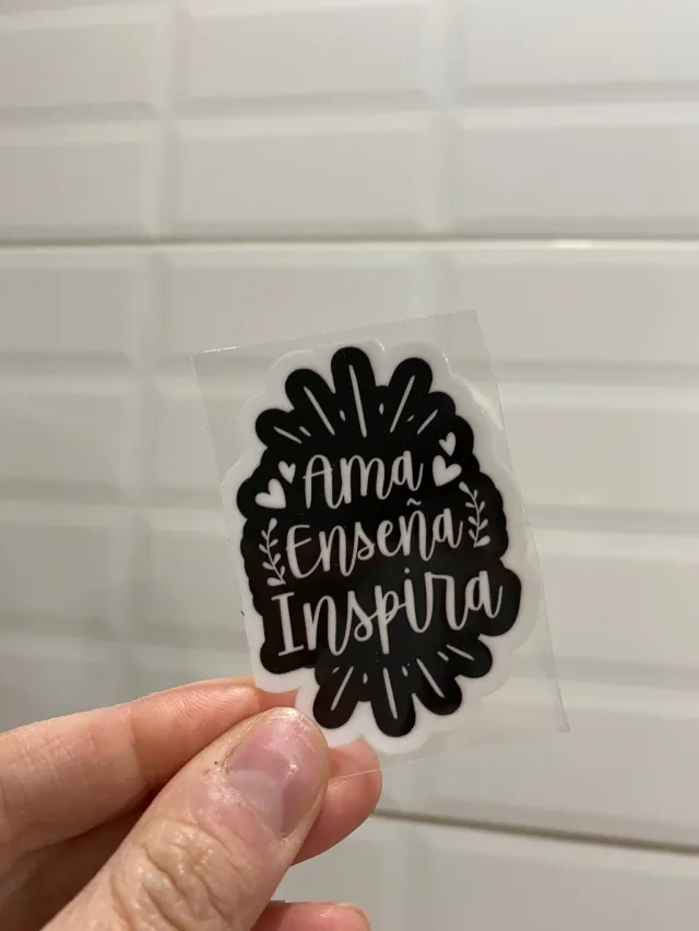 Ama enseña inspira