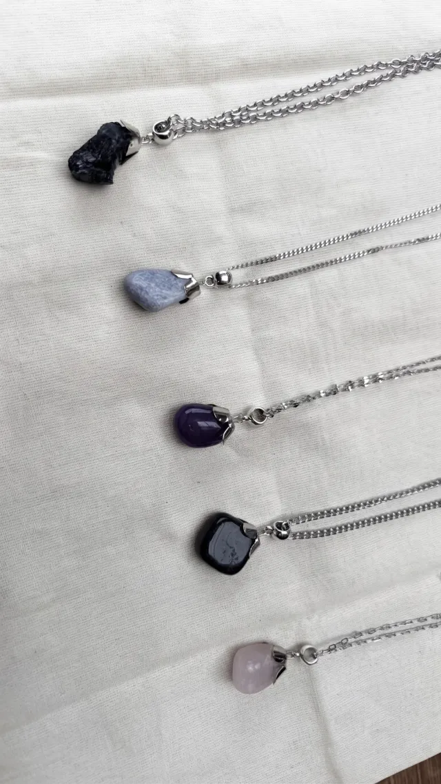 Collares con cristal ✨