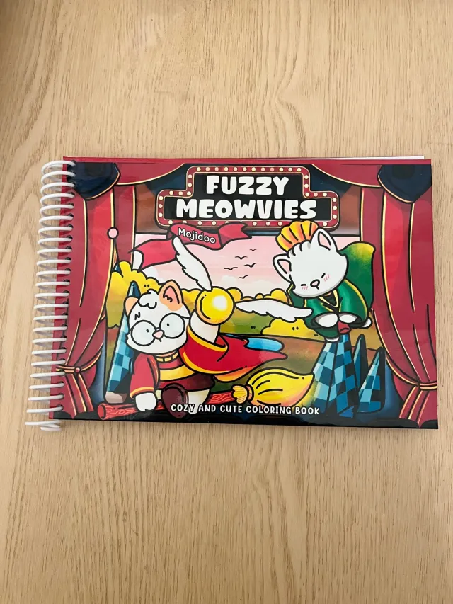 Cuaderno para colorar fuzzy meowvies