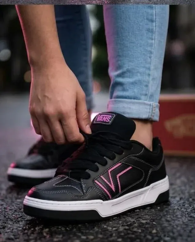 Zapatillas urbanas negro/rosa