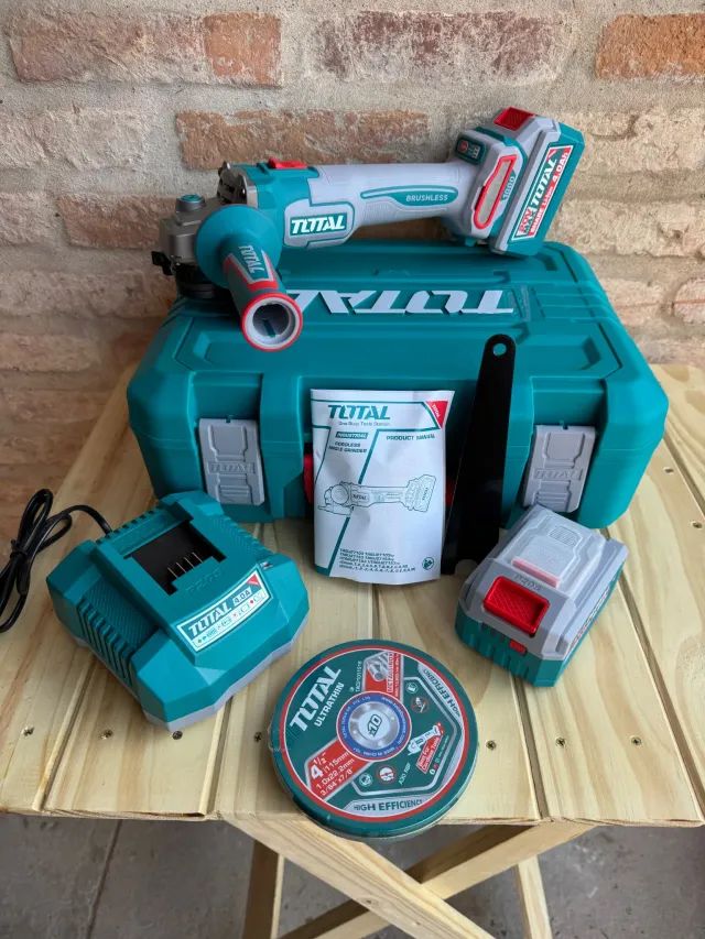 Amoladora total a batería 1000w 2