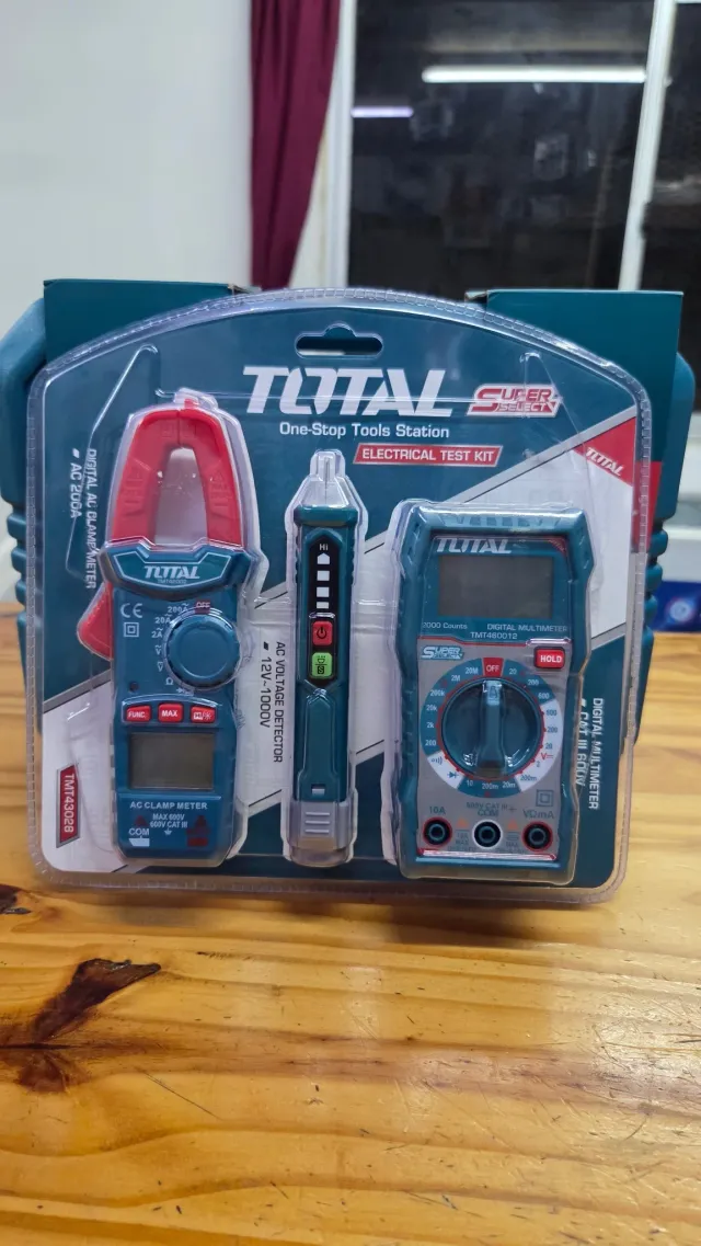 Kit de electricidad total, pinza AMPEROMETRICA, buscapolo digital, tester