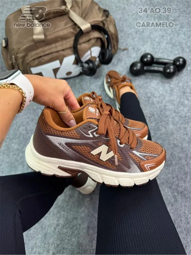 👟 New Balance Retro Abzorb 📏 Del talle 34 al 39 🤎 Caramelo