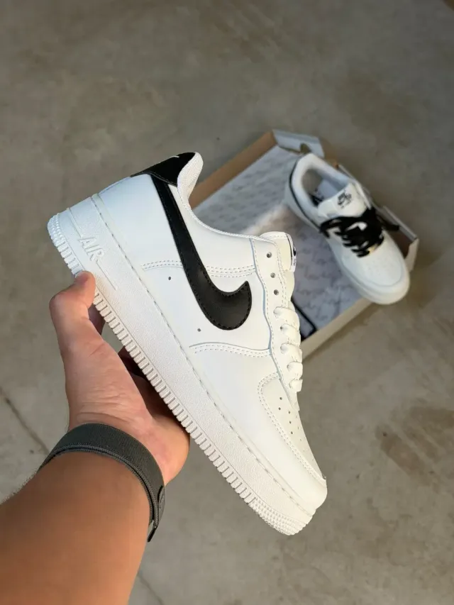 AF1 BLANCO PIPA NEGRO