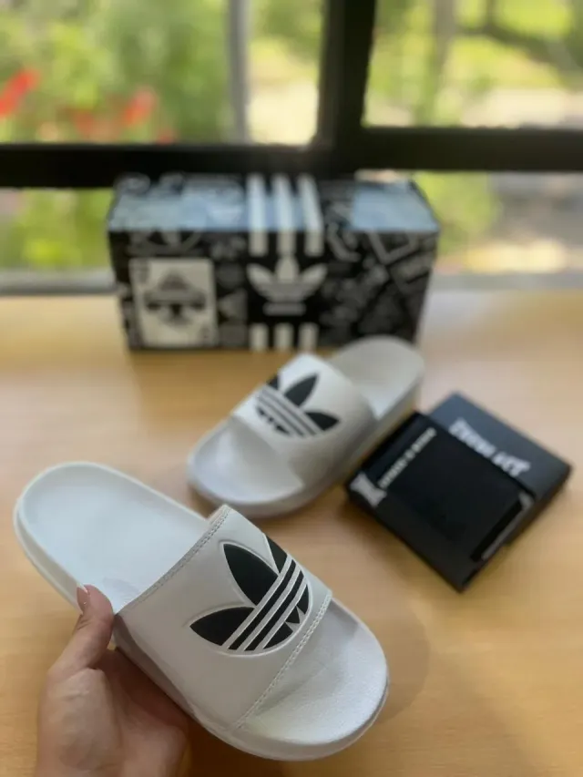 OJOTAS ADIDAS 3