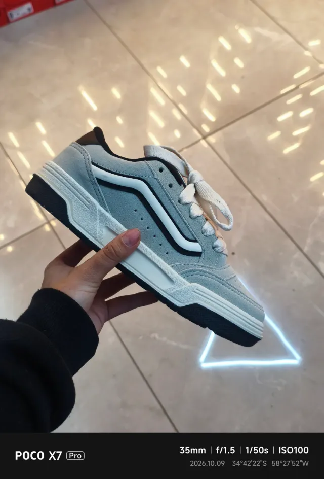 VANS HYLANE GRIS
