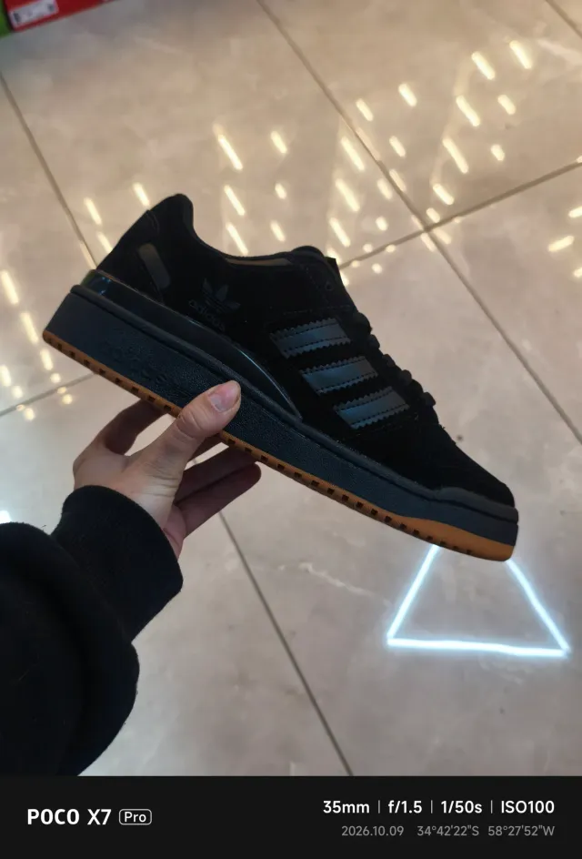 FORUM LOW NEGRO LÁTEX