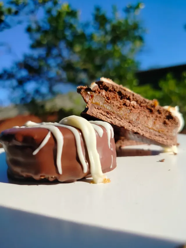 Alfajores Clásico Chocolate Negro x12U.