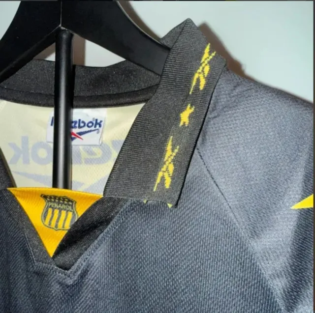 Camiseta rebook Peñarol 3