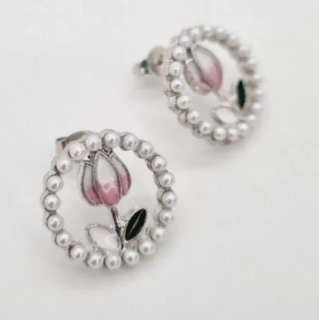Aro tulipán con perlitas