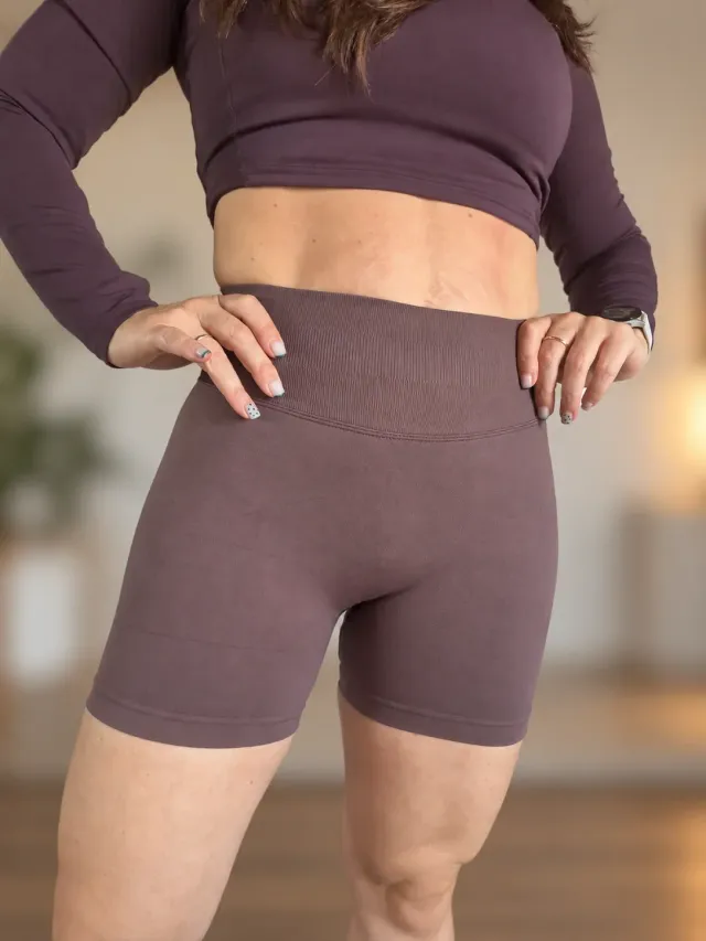 Aura Short Seamless con frunce elástico 2